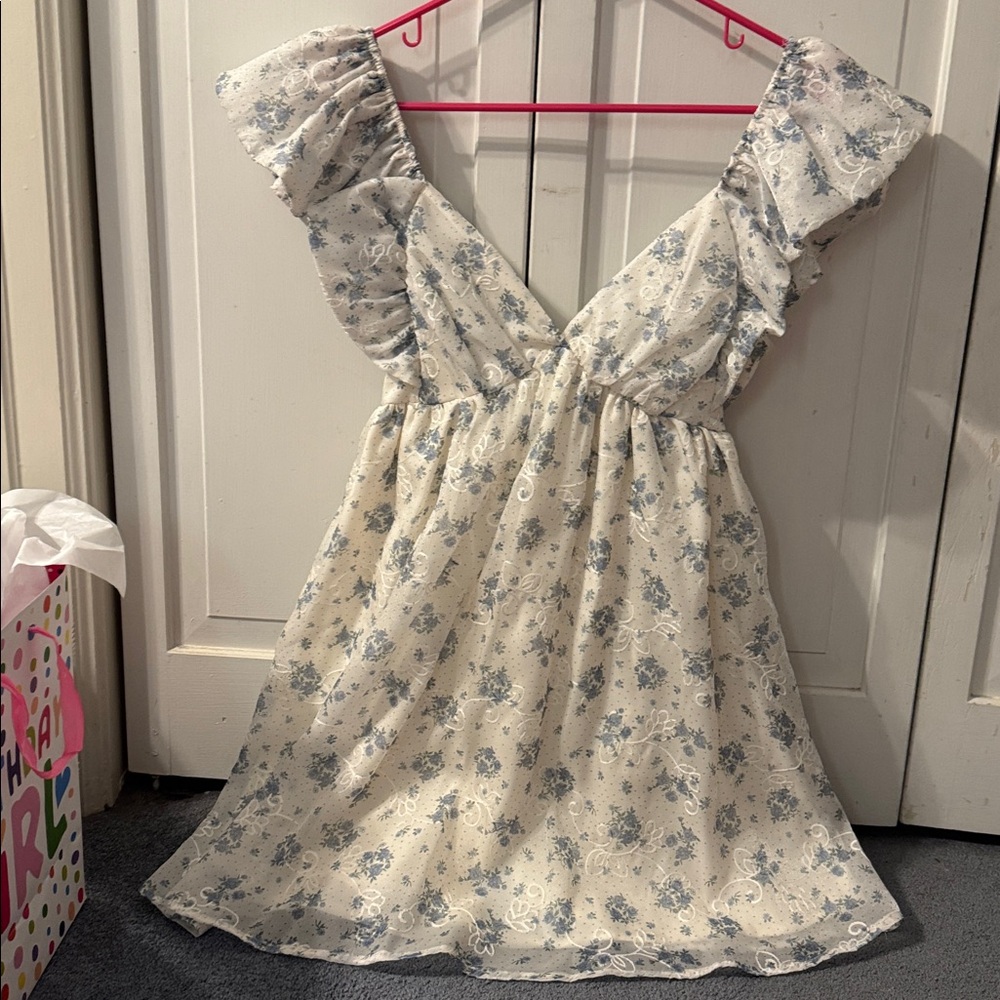 NWT Jessica Simpson Floral Dress